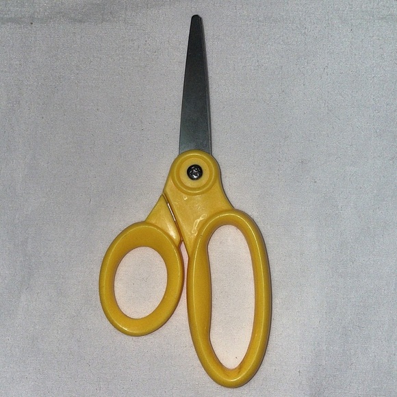 New Westcott Pointed School Scissor 5" Kids Scissor w/ Anti-Microbial Protection - Picture 3 of 10